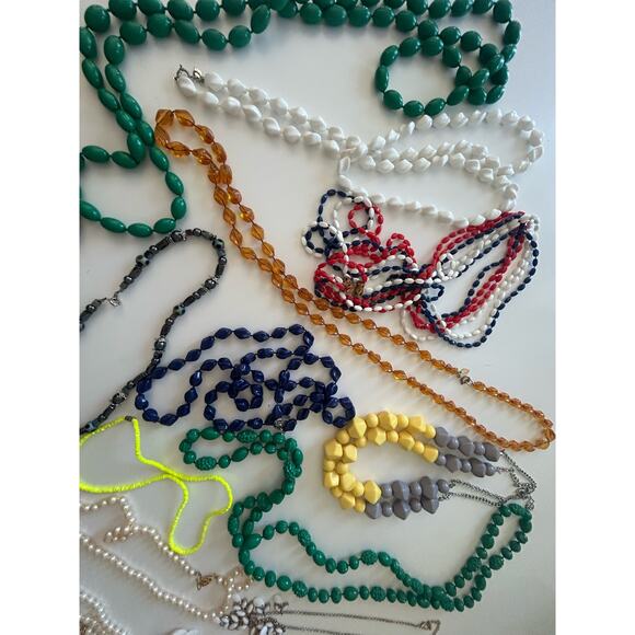Vintage Necklace Bundle 60’s-90’s 16PC #2 - Picture 9 of 9